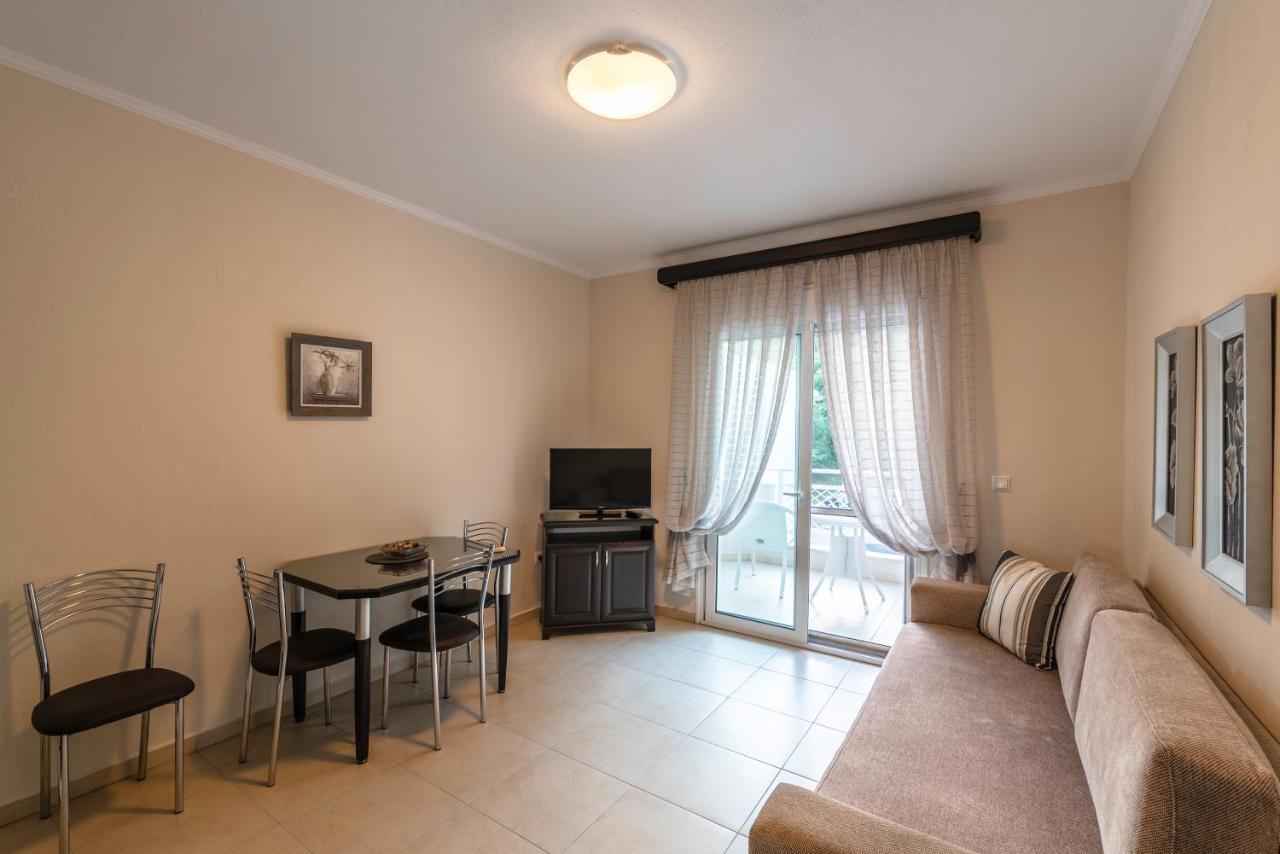 Niki Apartments Криси Амудия Екстериор снимка
